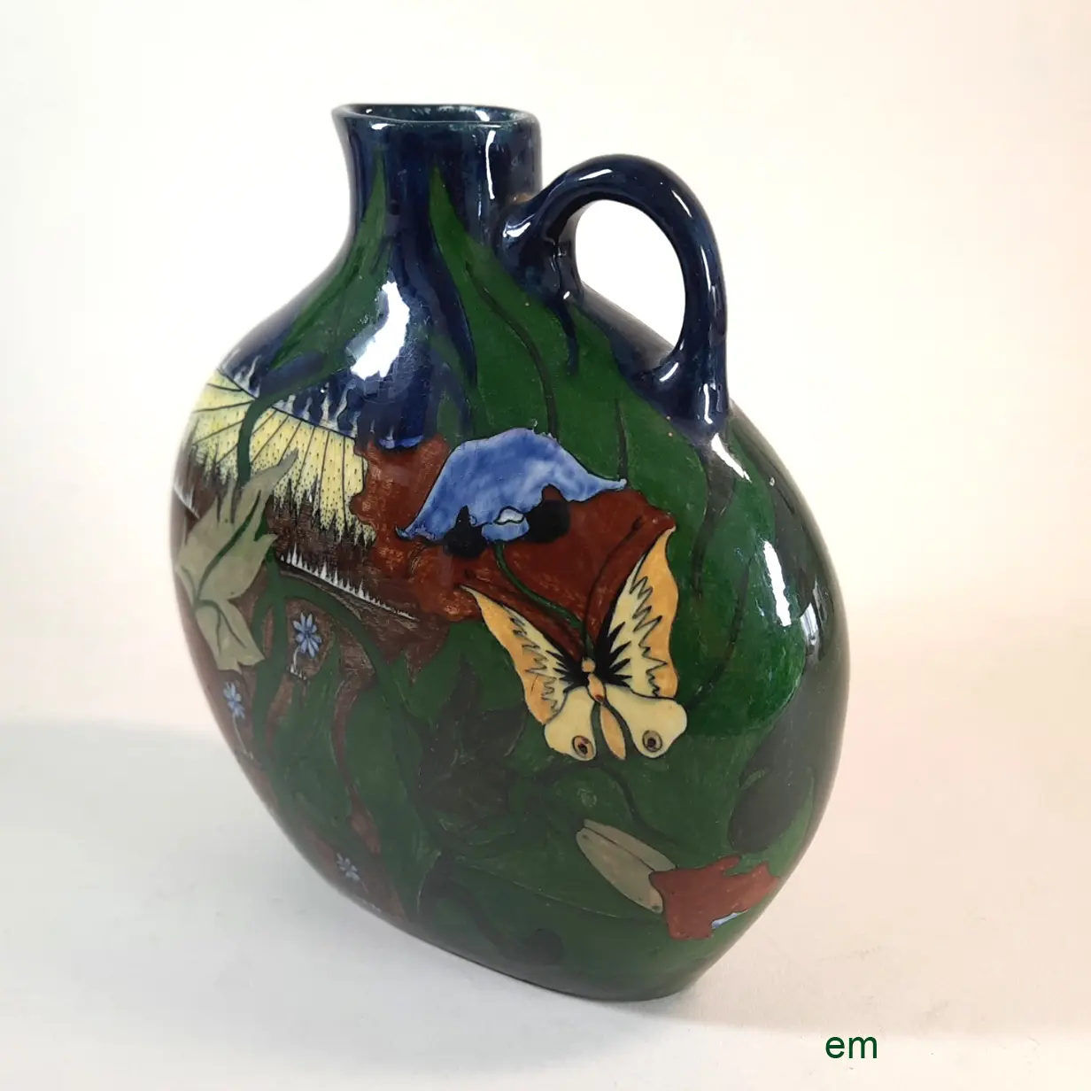 vase1.jpg