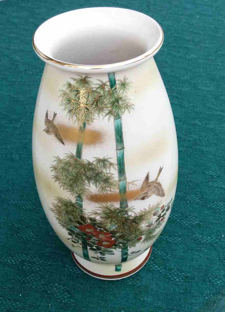 Vase32.jpg