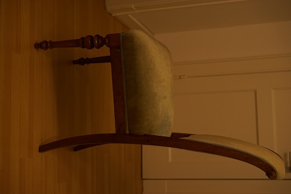 Seitenansicht Stuhl_Lehne.jpg