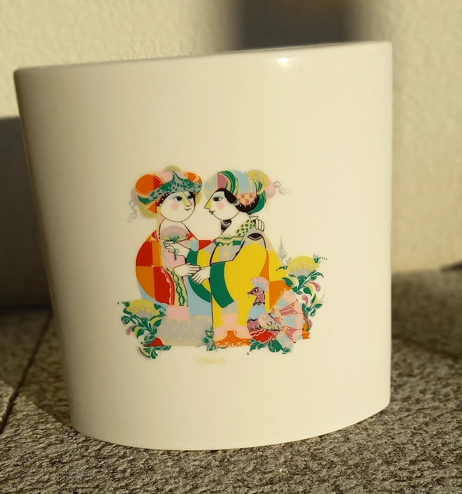 vase oval weiß (1).jpg
