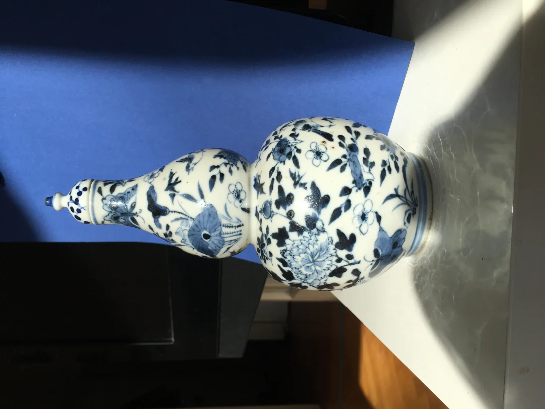 Vase 4.jpg