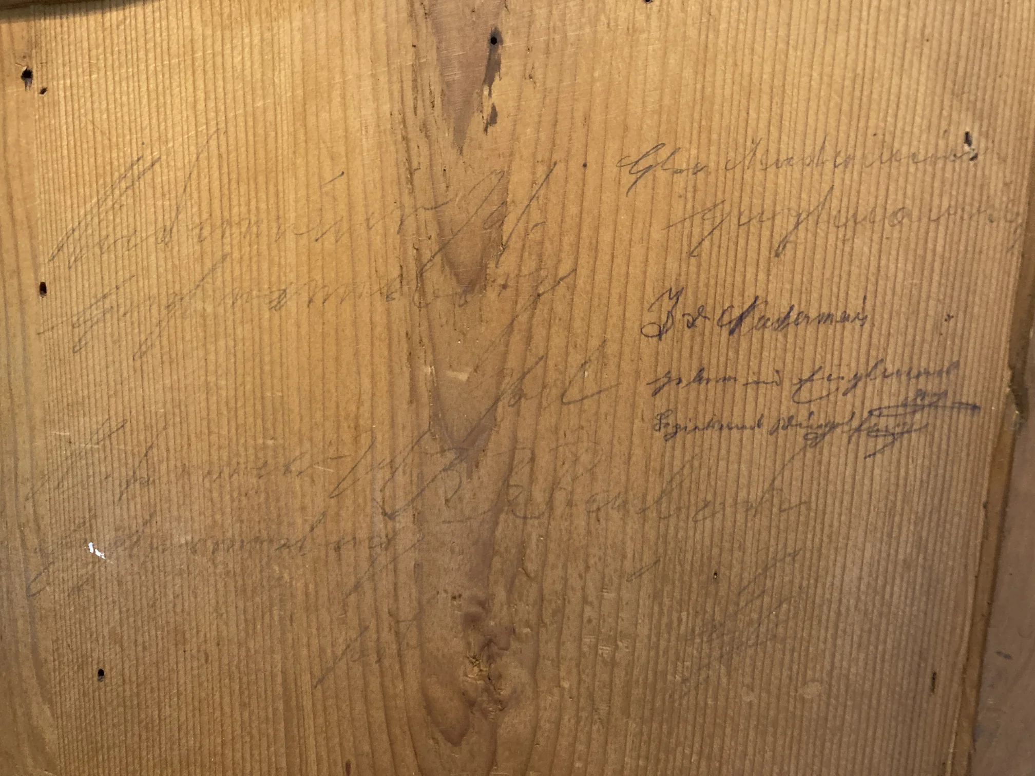 Schrank_Schrift_01.JPG