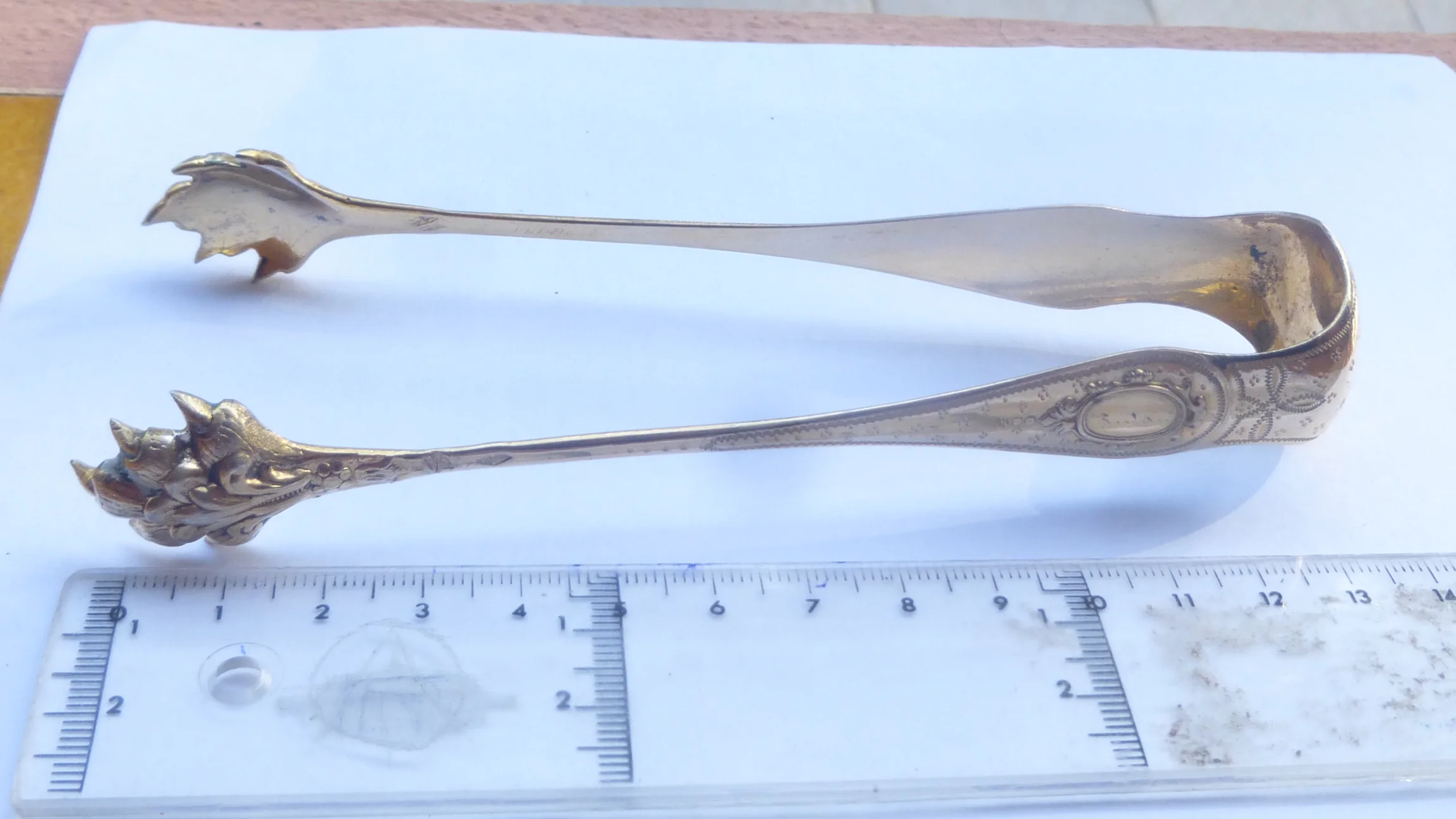 Vergoldete Zuckerzange Längeca. 14 cm, 32 g