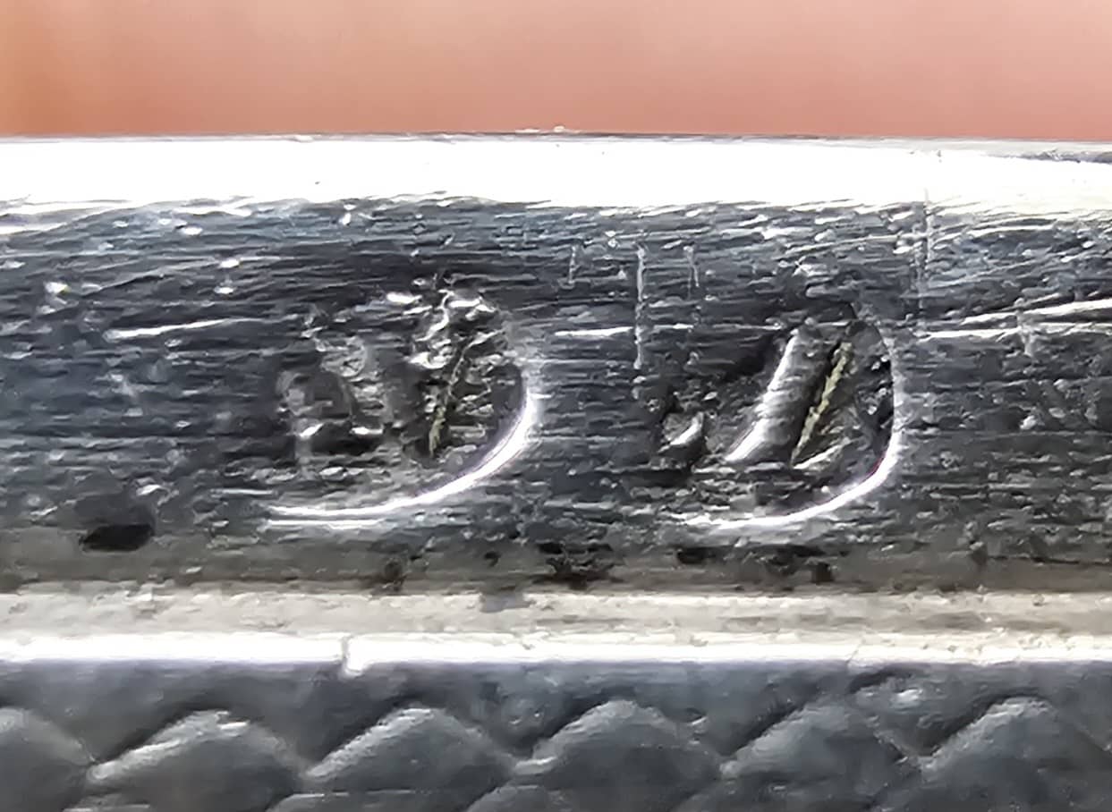pro-NlIxY7vT.jpeg