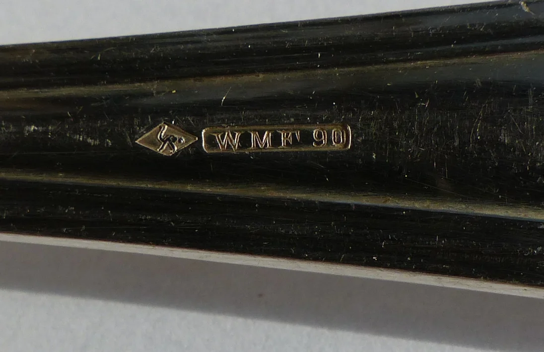 25P.jpg