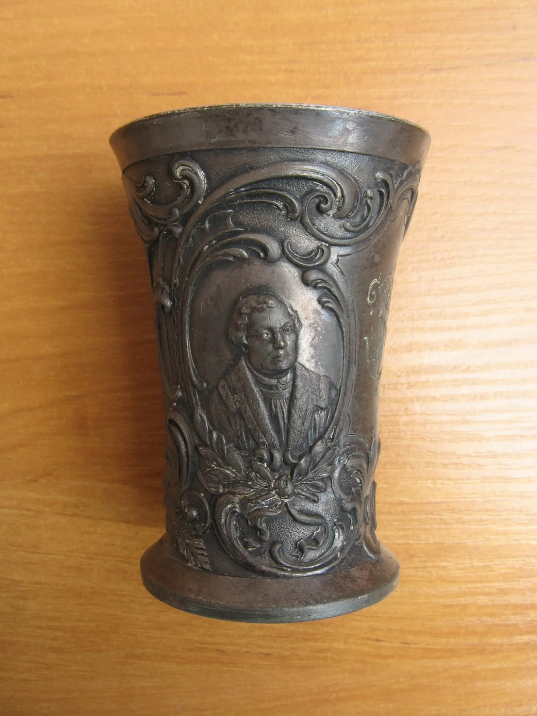 Zinnbecher WMFB Wartburg_3.JPG