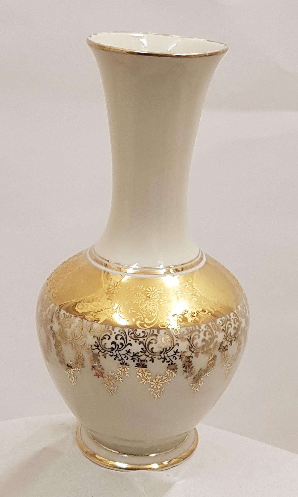 Vase1.jpg