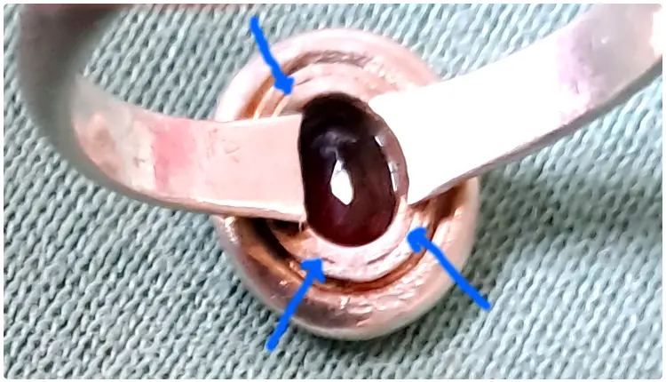 Screenshot 2024-11-16 at 10-18-38 Silberner Ring mit Granat - www.dieschatzkisteimnetz.de.png