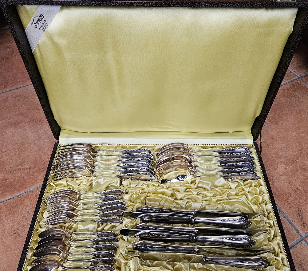 Besteckkasten 1_kleiner.jpg