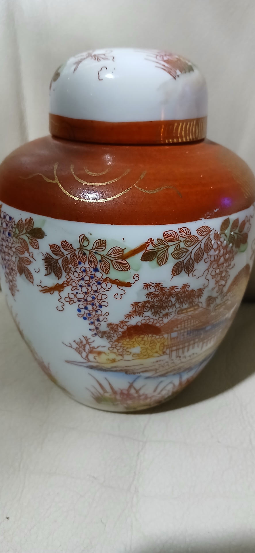 vase2.jpg