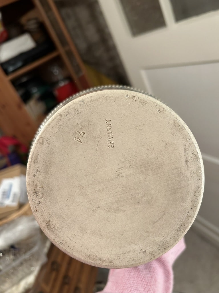 Krug 1 Unterseite