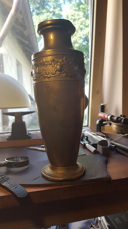 vase.jpg