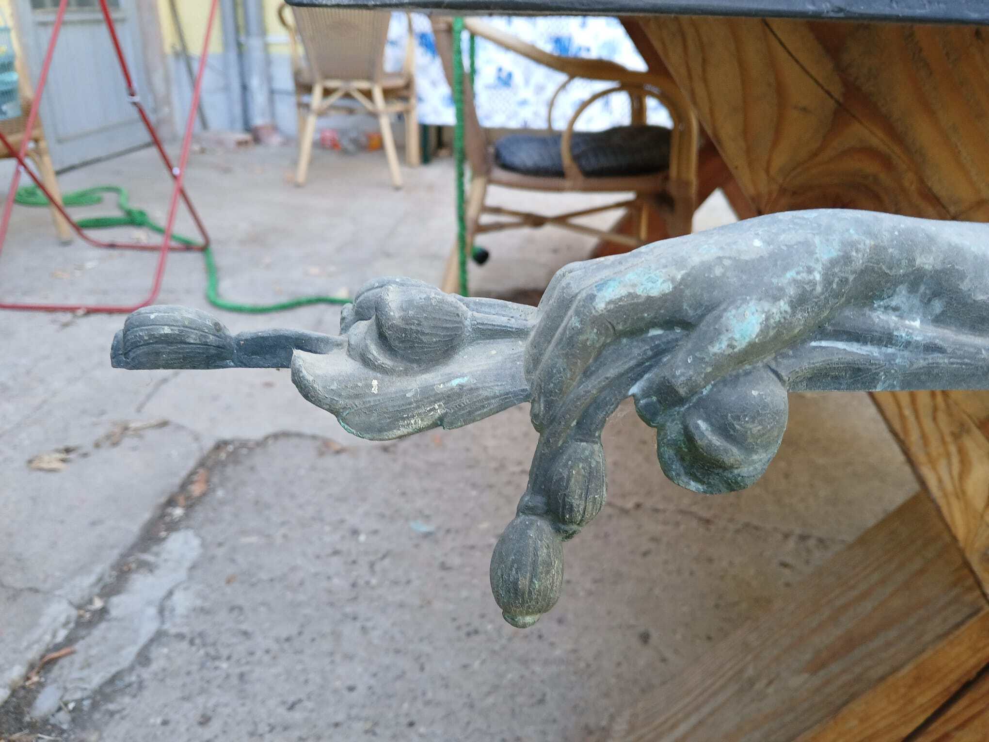hand.jpeg