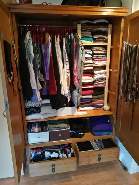 Kleiderschrank_2.jpg