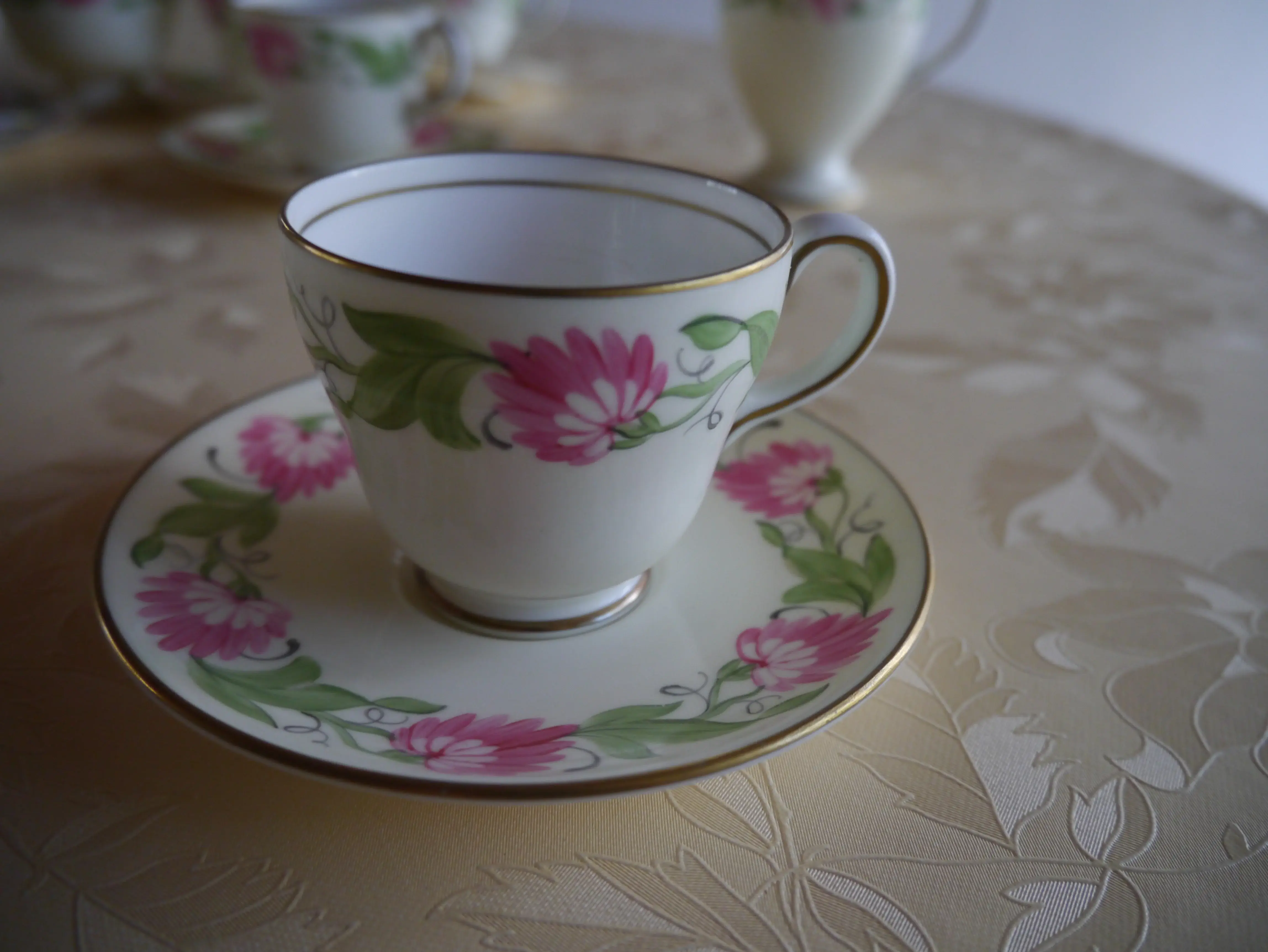 Tasse mit U.