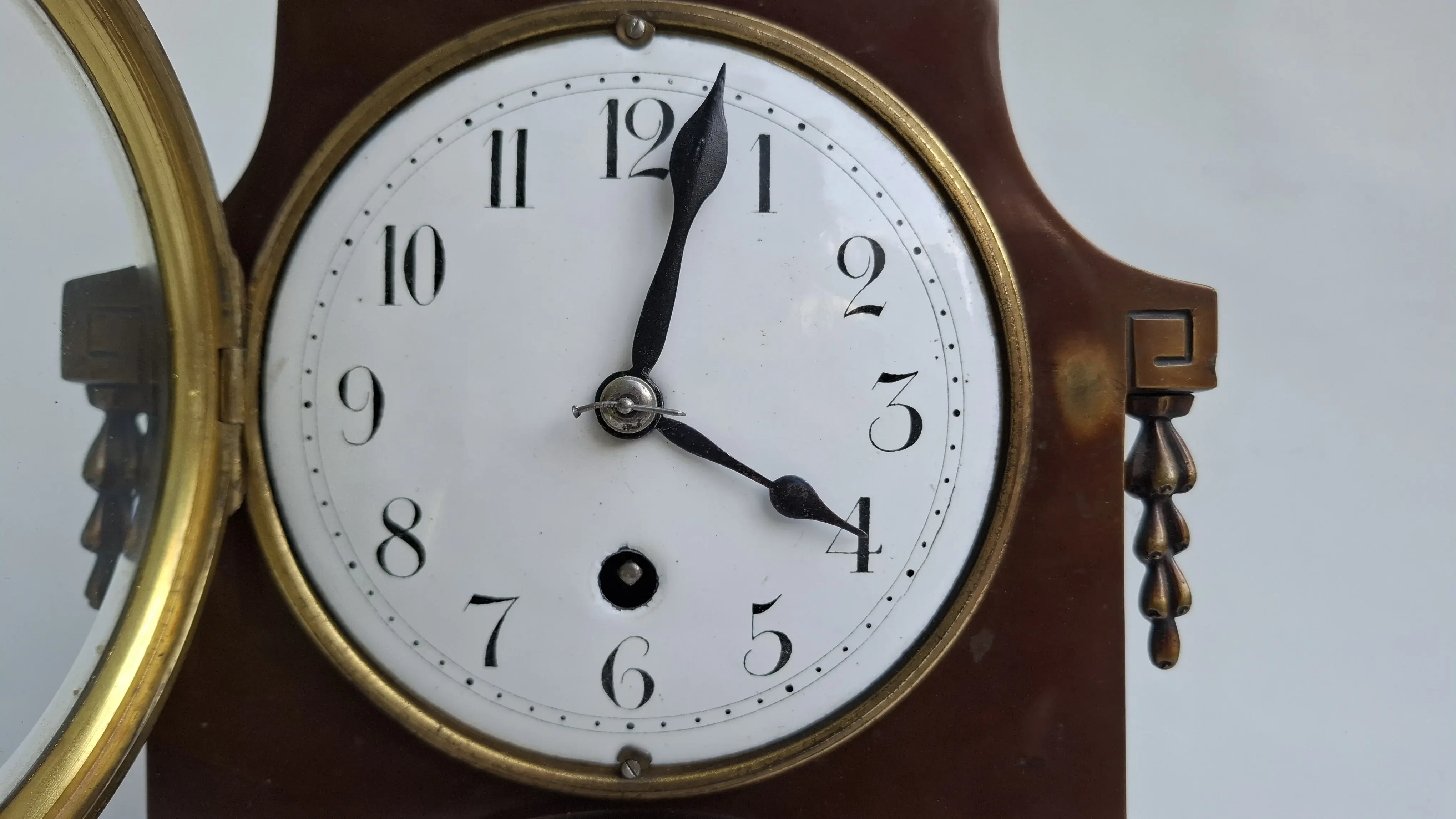 Uhr 3.webp