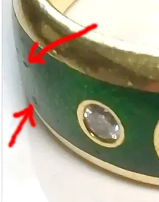 Screenshot 2026-10-29 at 16-07-02 Rätselhafte Herstellermarke auf einem Goldring mit grüner Emaille – wer kennt dieses Zeichen - Das Antiquitäten und Sammler Forum.webp