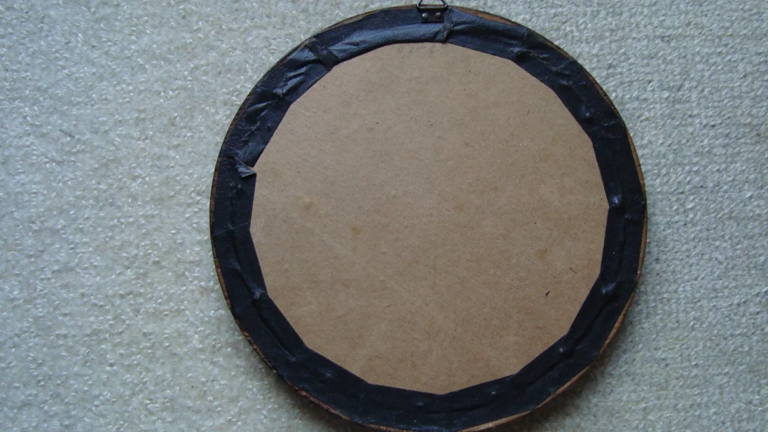 Bild 1: Mädchen/Rückseite (1)