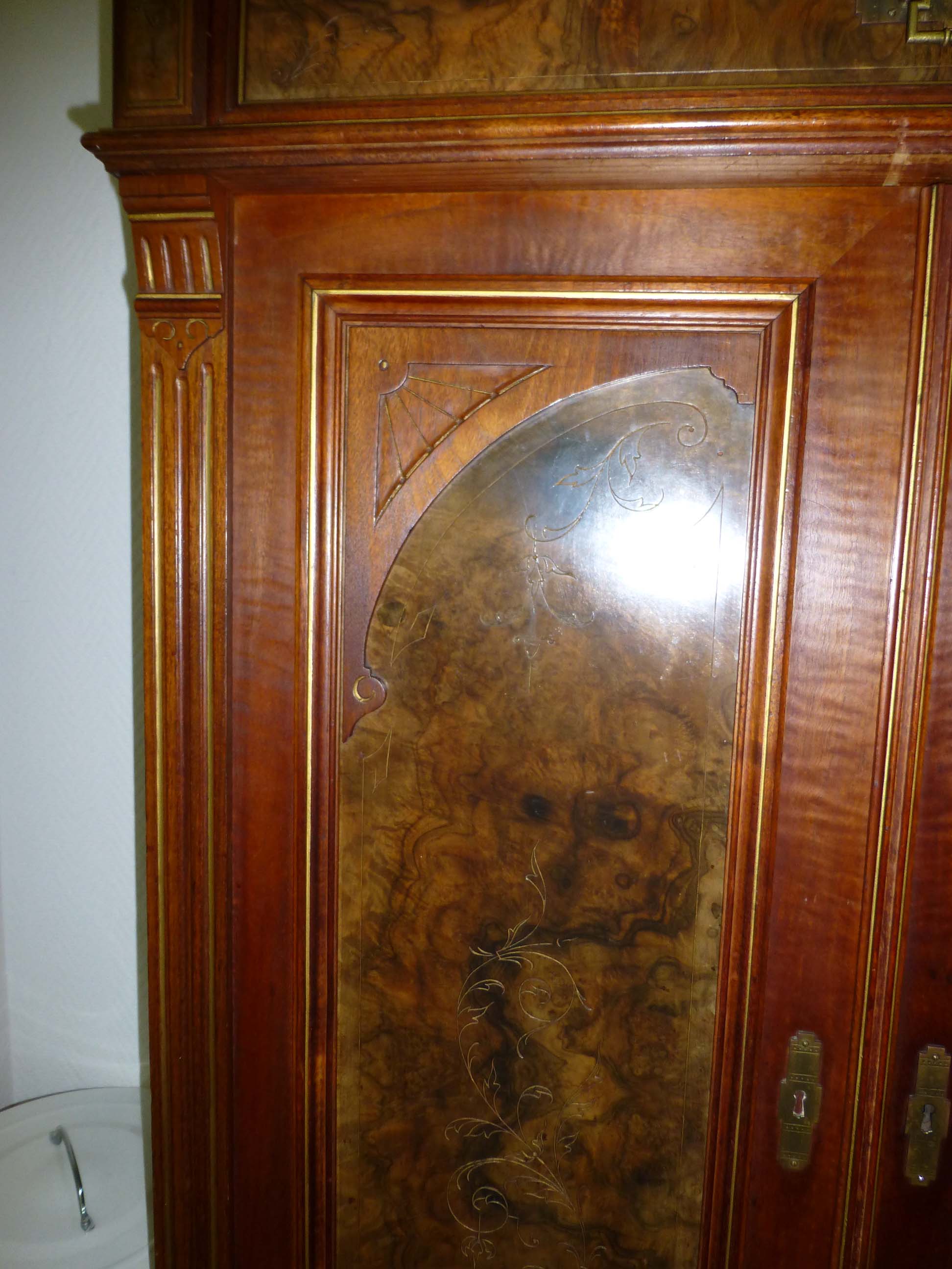 Vertiko Tür.JPG