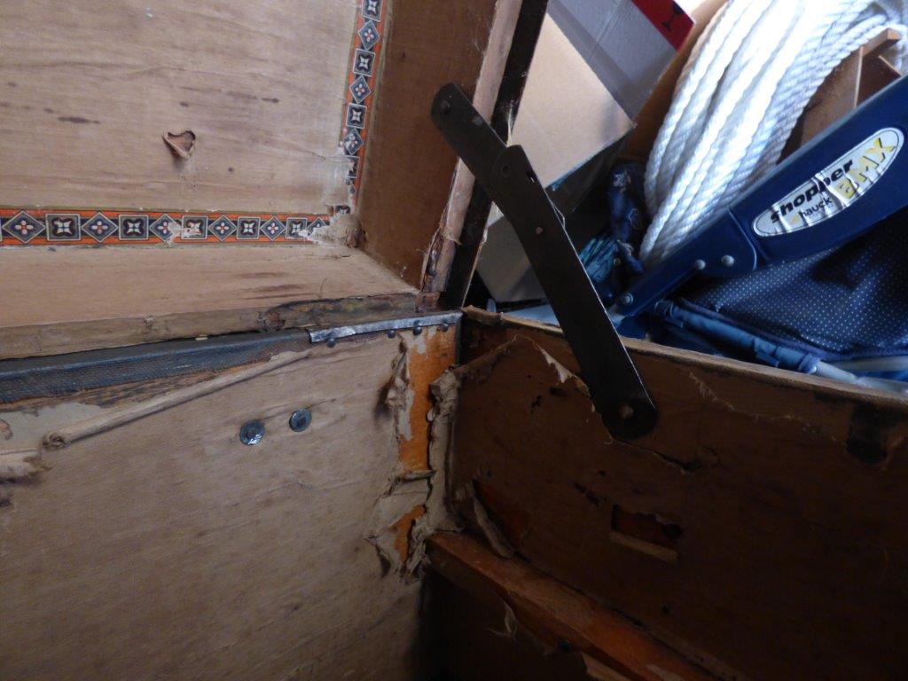 Scharnier Deckel.jpg