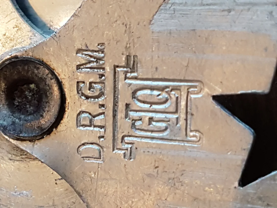15491170604957259736347393334671.jpg