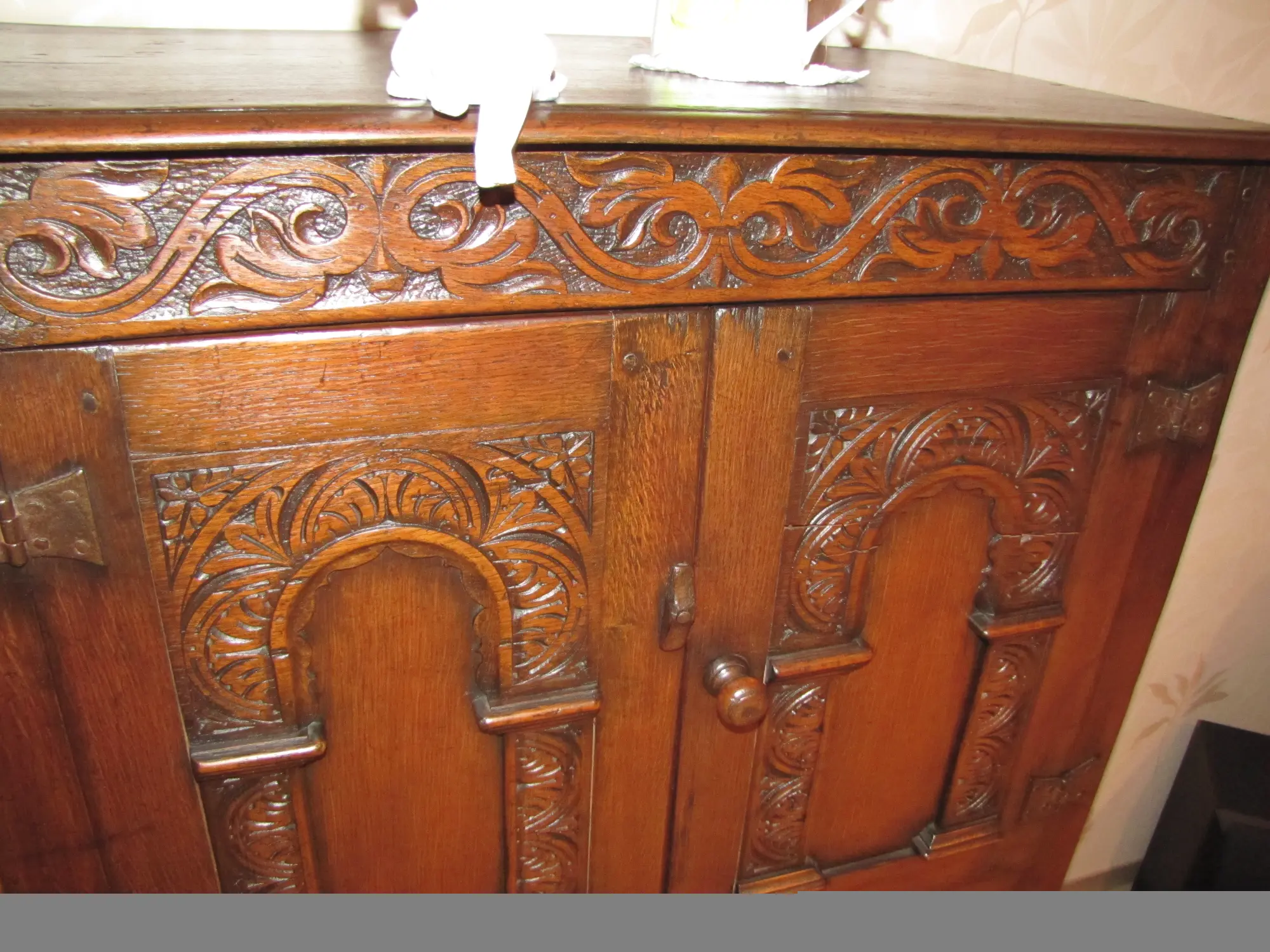 Alter Schrank 012.jpg