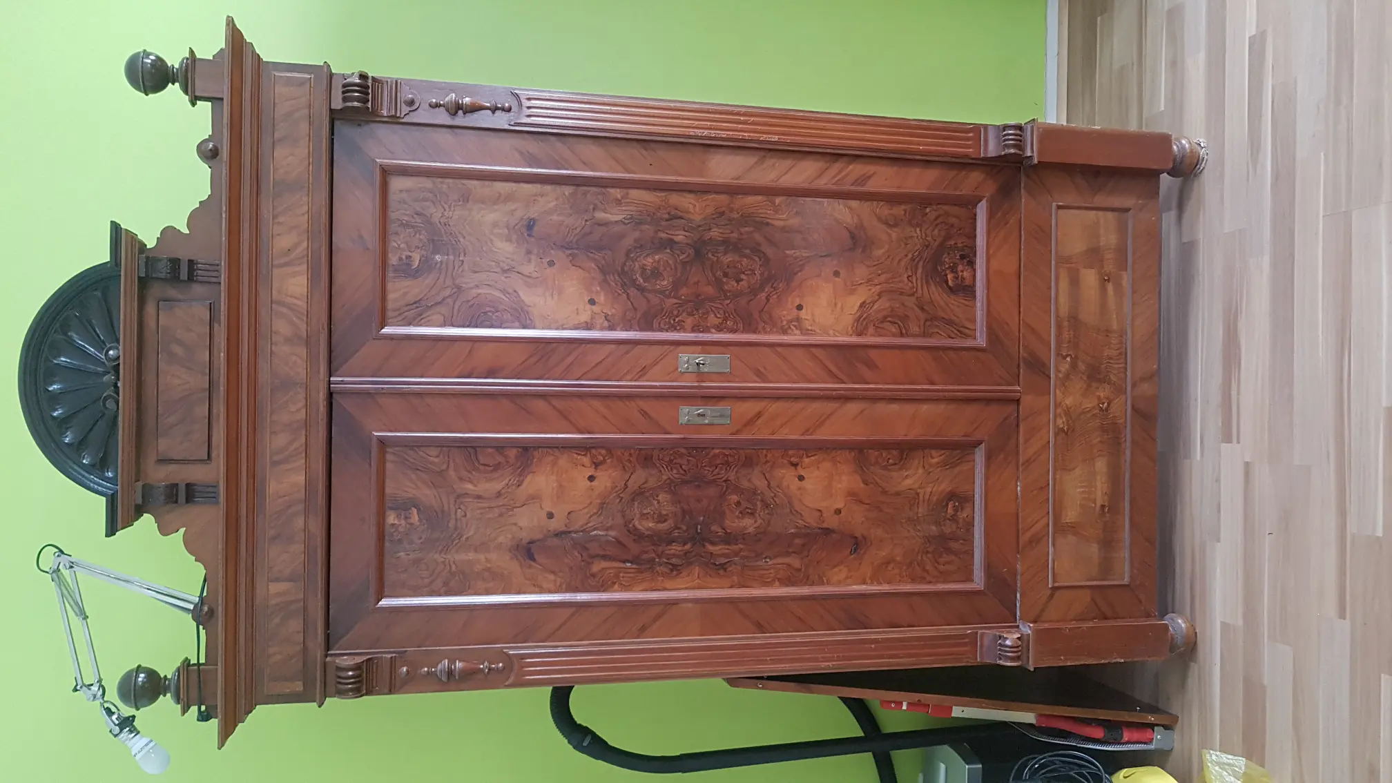 Schrank