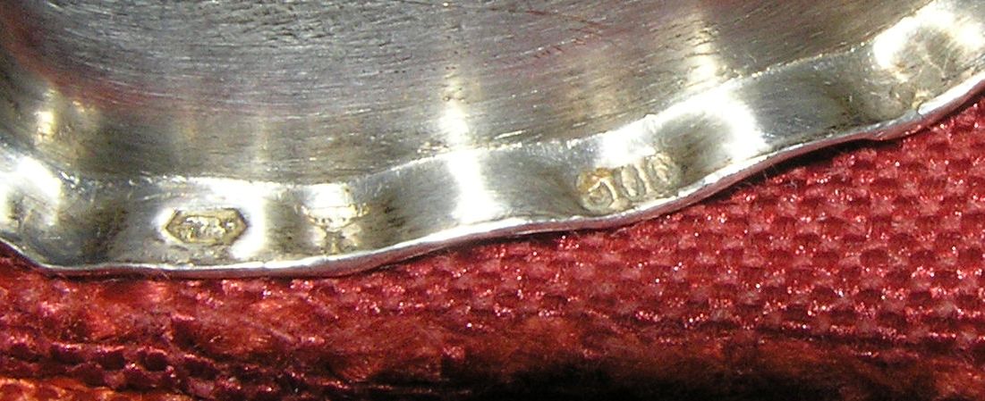 Silberschälchen Punze.jpg