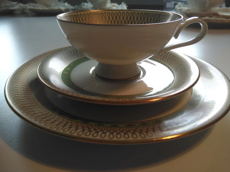 Haviland 2.jpg