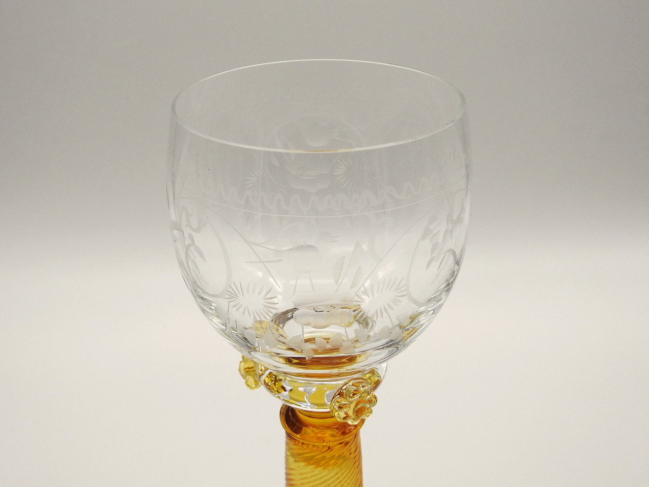 weinglass 003.JPG