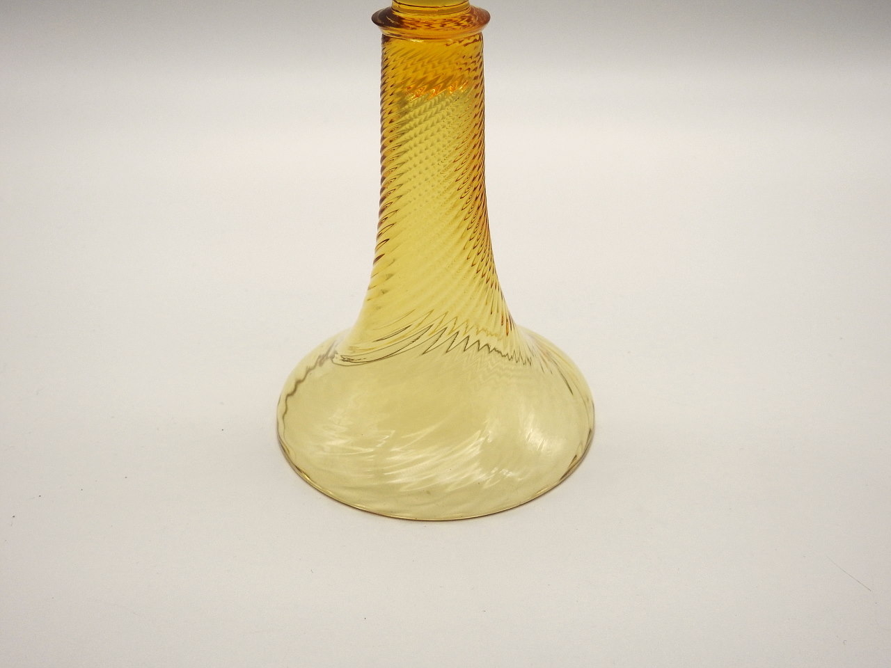weinglass 006.JPG