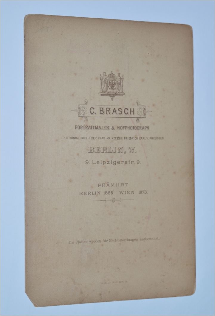 Brahms Foto Rückseite.JPG