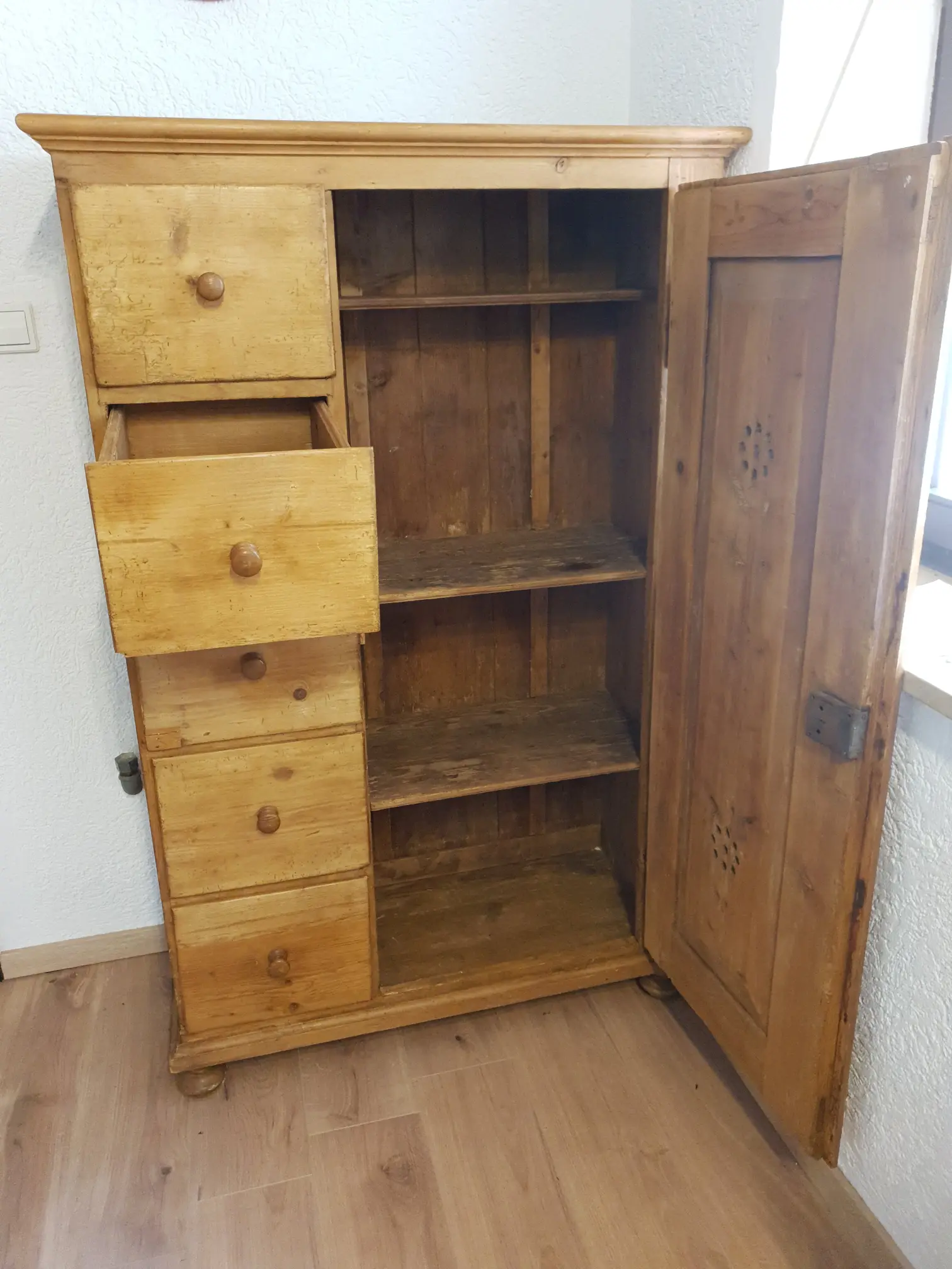 20190613_151039-min.jpg