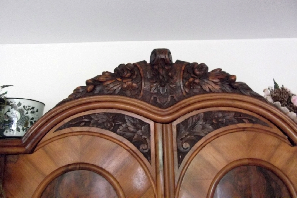 Wz-Schrank-kranz.klein.jpg