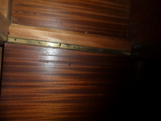Schrank2.jpg