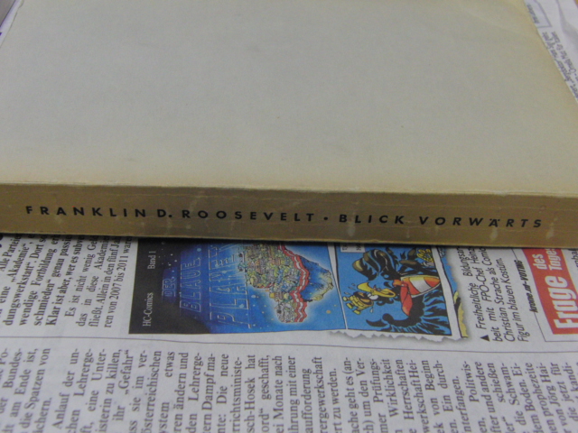 Bücher 2 002.JPG