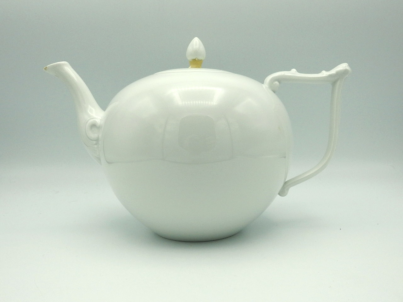 meissen kanne new 001.JPG