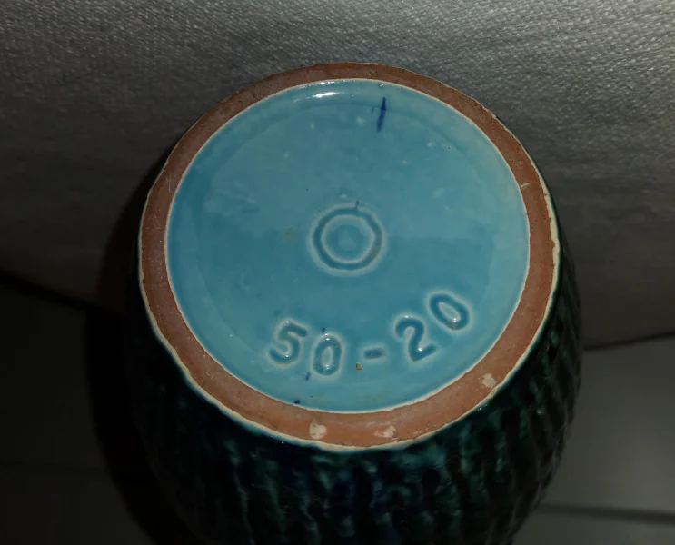Gruene Vase.jpg