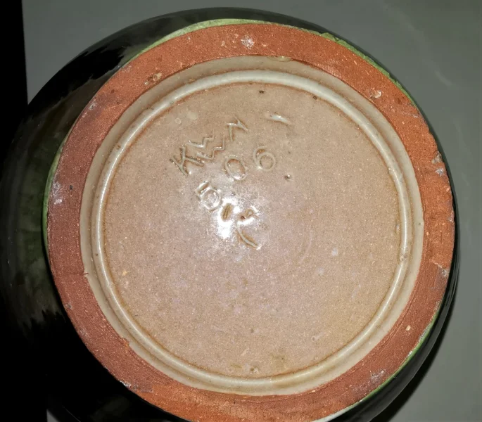 KWWK Vase.jpg 3.jpg