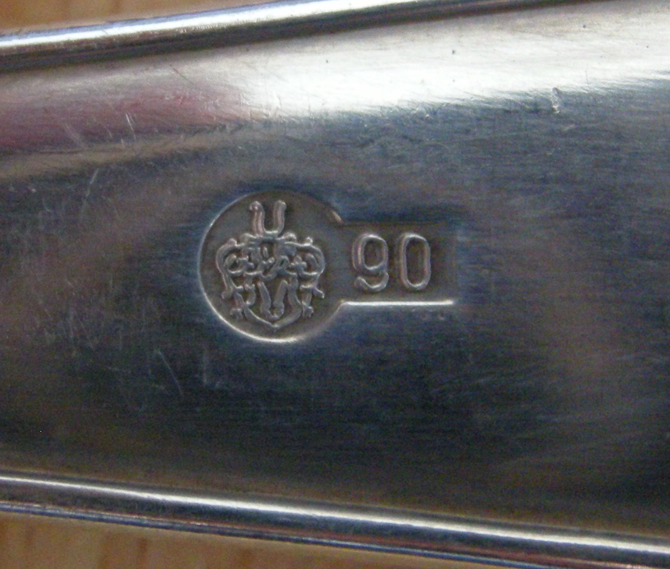 Besteckbild bearbeitet.jpg