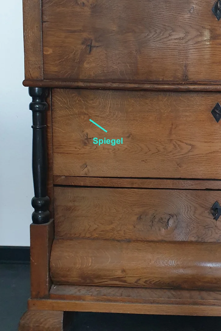 sekretär schatzkiste eiche spiegel.jpg