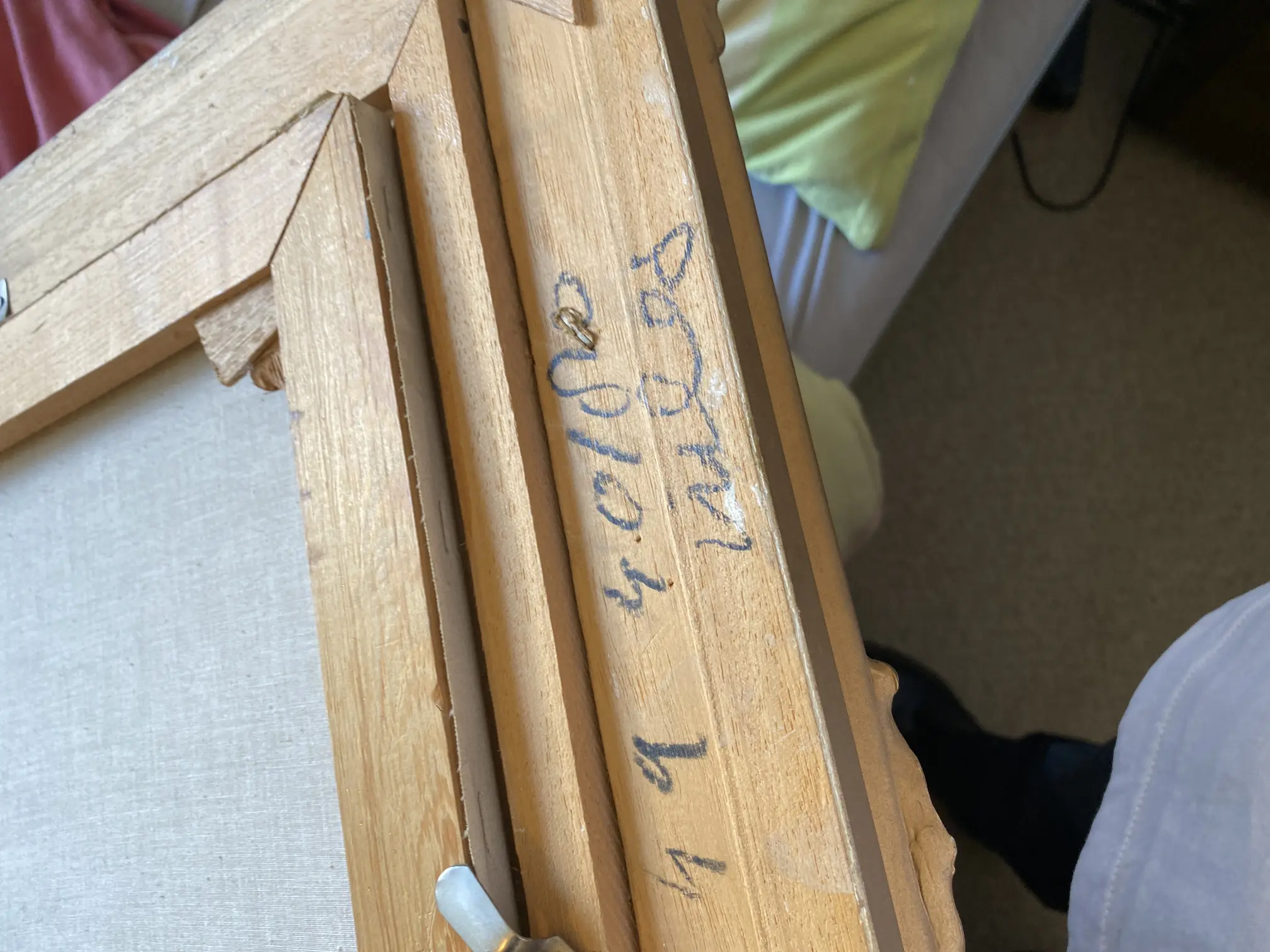 10.1 - unbekannt_2_huehner_moorteich_signatur_80x40cm.jpeg