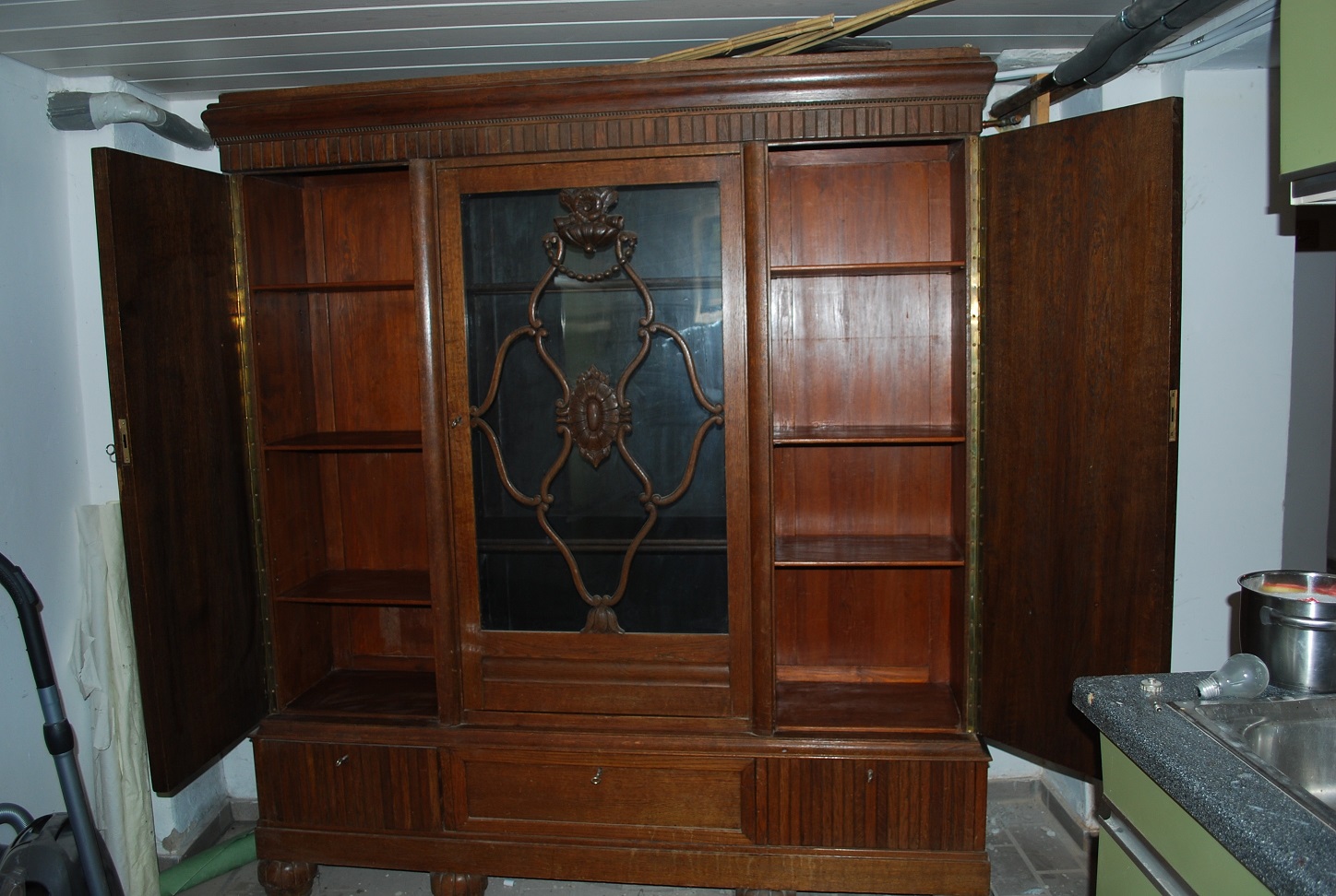 Schrank01_V1.jpg