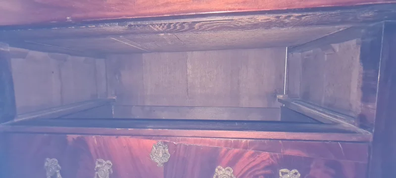Schrank_innen.JPG