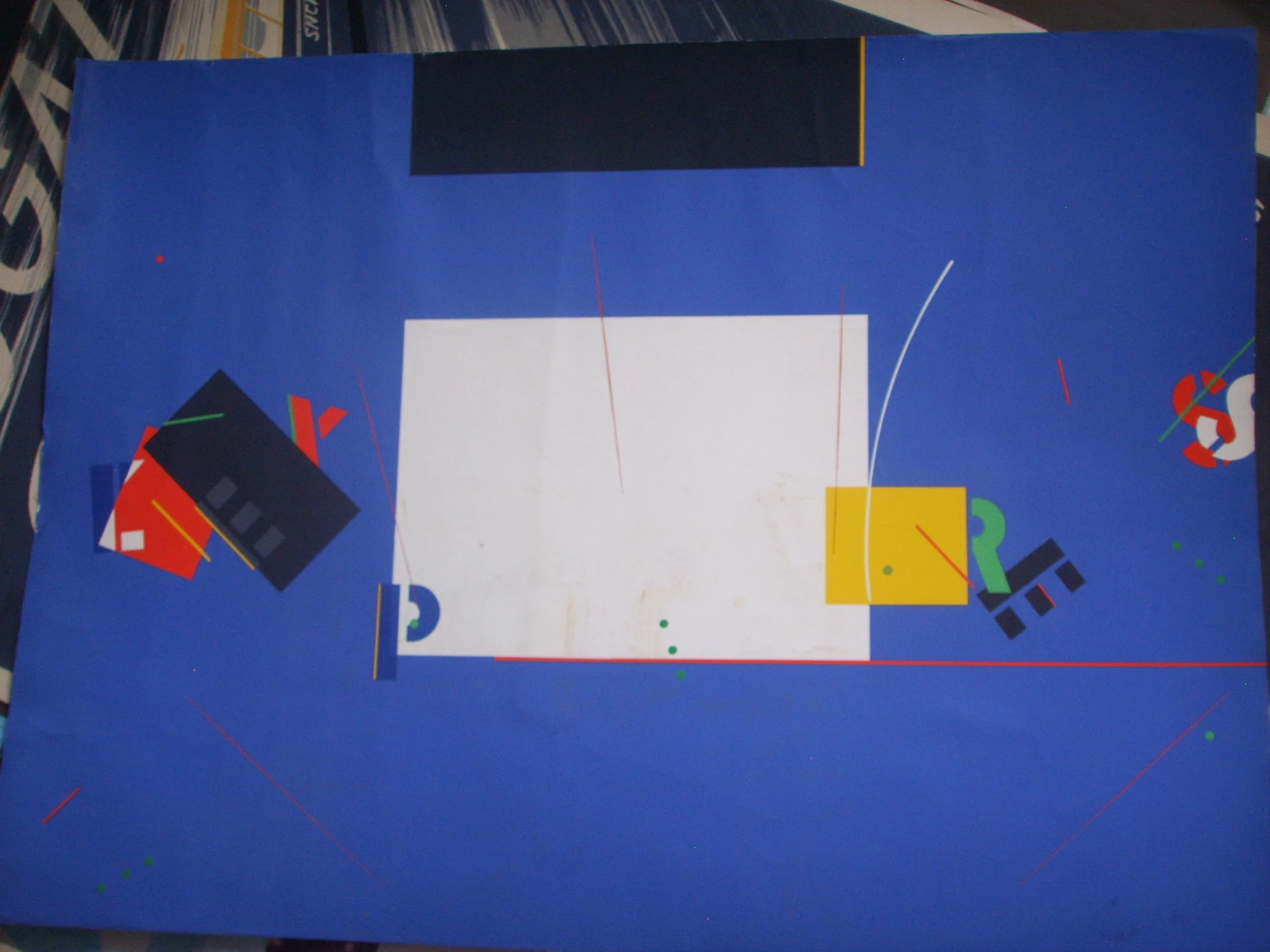 Blau mit Buchstaben