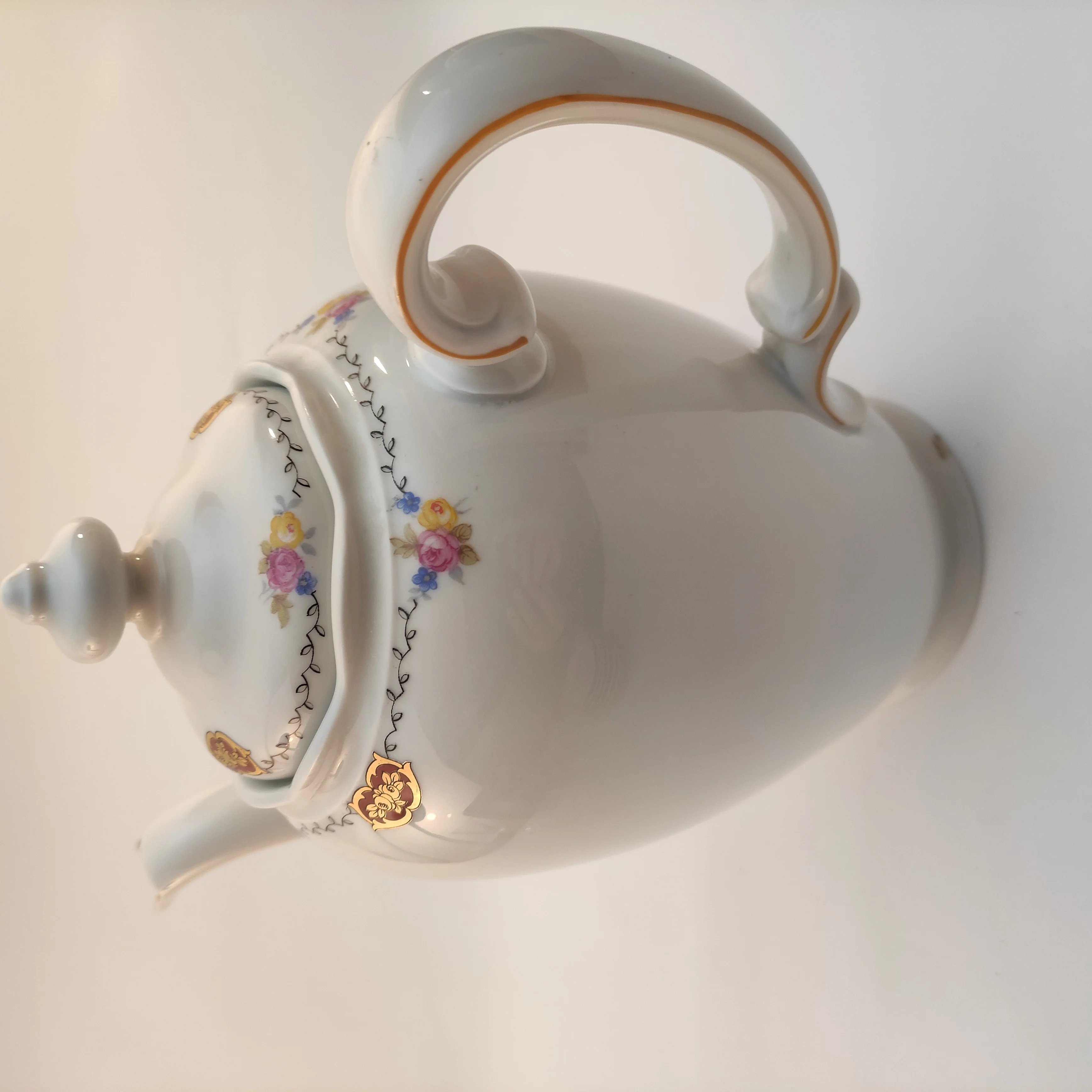 KPM Krister Kaffeekanne (2).jpg