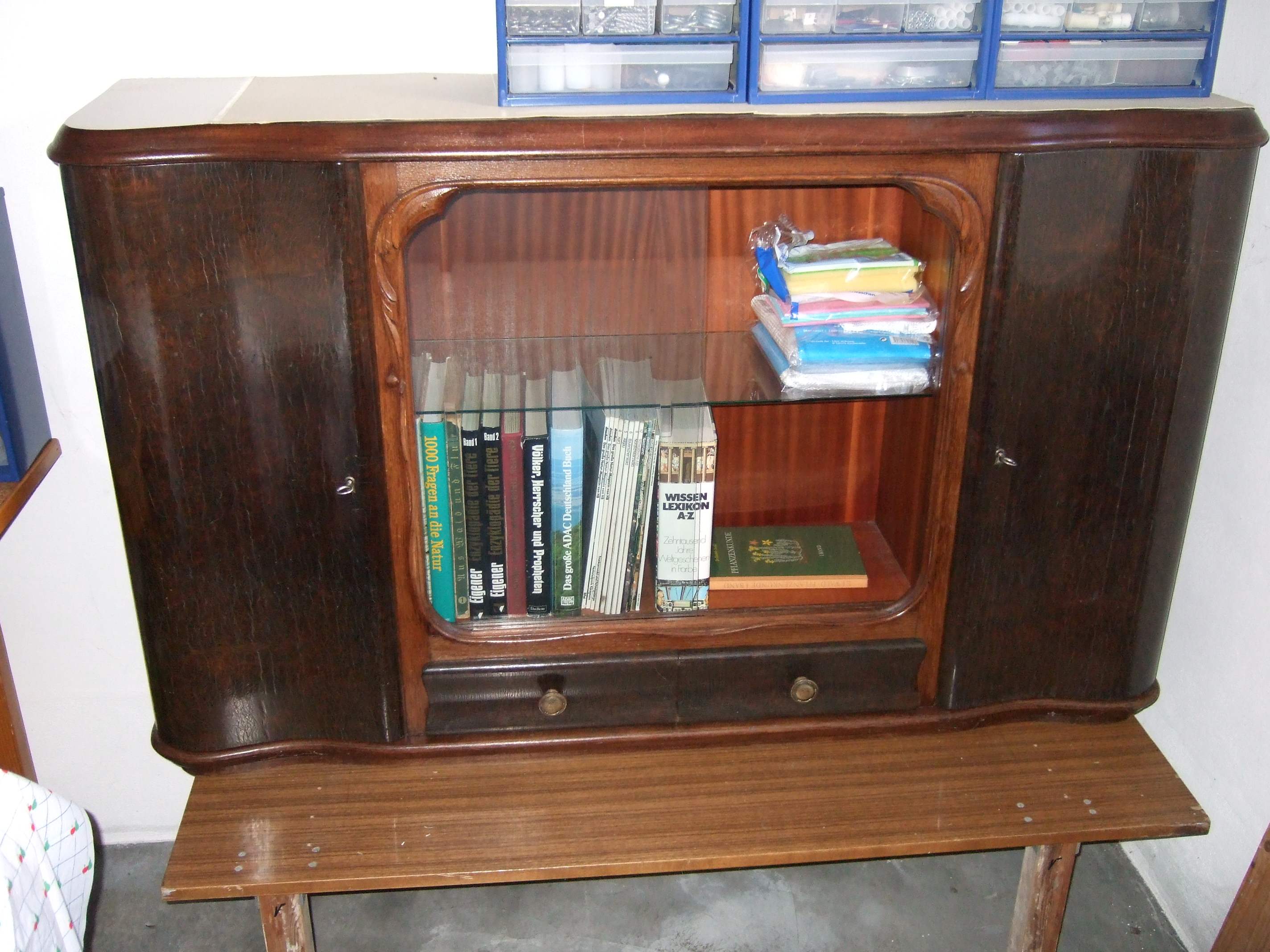 Vitrine2.jpg