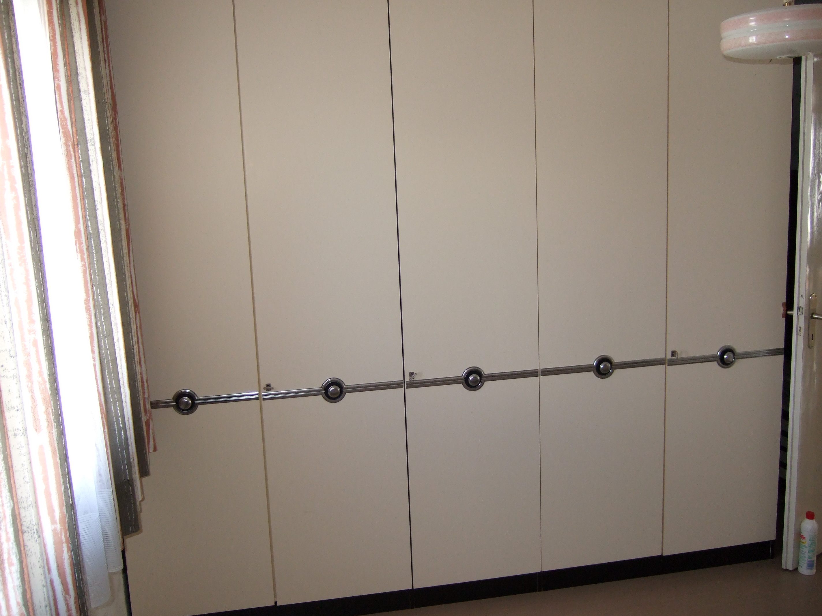 Kleiderschrank2.jpg
