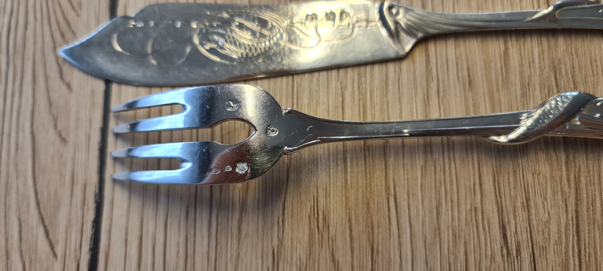 Fisch Gabel und Messer