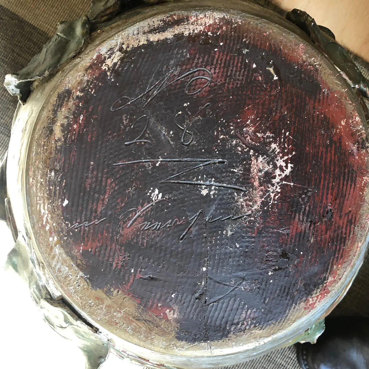 5-Signatur Boden Oberteil.jpg